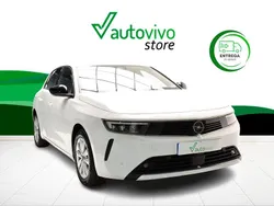 Blanco Nuevo 2025 Opel Astra Edition Berlina | 20.500 € (Buen precio)