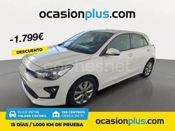 Blanco Usado 2023 Kia Rio Berlina | 15.390 € (Precio justo)
