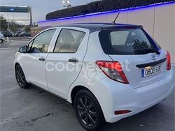 Blanco Usado 2012 Toyota Yaris Live Berlina | 7200 € (Precio justo)