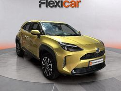 Amarillo Usado 2024 Toyota Yaris Hybrid Active | 19.490 € (Buen precio)