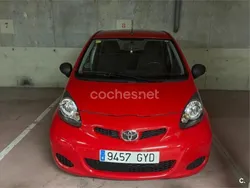 Rojo Usado 2010 Toyota Aygo Live Utilitario | 7000 € (Un poco caro)