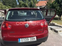 Granate Usado 2004 VW Golf IV Sportline Berlina | 2650 € (Buen precio)