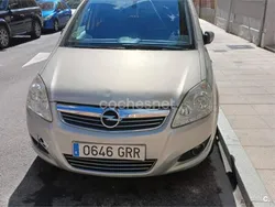 Gris / plata Usado 2009 Opel Zafira Cosmo Monovolumen | 3600 € (Precio justo)