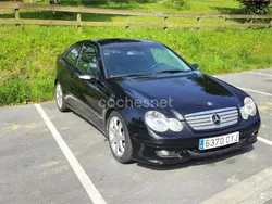 Negro Usado 2004 Mercedes C220 Berlina | 4500 € (Precio justo)