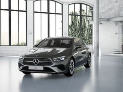 Gris Nuevo 2025 Mercedes CLA200 Berlina | 43.799 € (Precio justo)