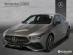 Gris Usado 2024 Mercedes CLA250e AMG line Berlina | 42.900 € (Precio justo)