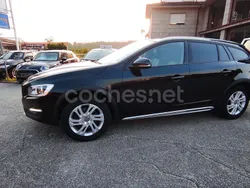 Negro Usado 2018 Volvo V60 CC Plus Familiar | 15.600 € (Precio justo)