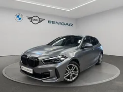 Gris Usado 2024 BMW 118 Comfort Edition Utilitario | 32.900 € (Precio justo)