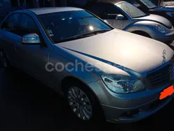 Gris / plata Usado 2007 Mercedes C220 Elegance Berlina | 6990 € (Super precio)