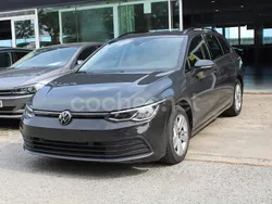 Gris / plata Usado 2021 VW Golf VIII Life Berlina | 16.850 € (Super precio)