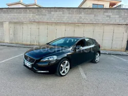 Negro Usado 2013 Volvo V40 Kinetic Familiar | 6990 € (Precio justo)