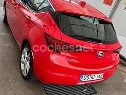Rojo Usado 2017 Opel Astra Dynamic Berlina | 10.999 € (Precio justo)