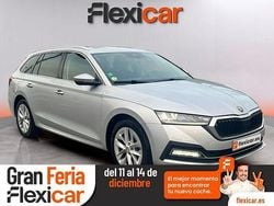 Gris Usado 2022 Skoda Octavia Ambition Berlina | 19.490 € (Precio justo)