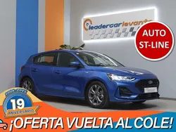 Azul Usado 2023 Ford Focus ST-Line Berlina | 19.300 € (Precio justo)