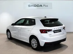 Blanco Usado 2022 Skoda Fabia Ambition | 14.900 € (Precio justo)
