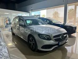 Gris / plata Usado 2018 Mercedes E220 Familiar | 48.000 €