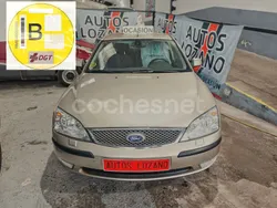 Beige Usado 2004 Ford Mondeo Futura Berlina | 3400 € (Un poco caro)