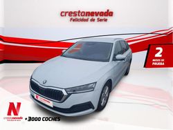 Blanco Usado 2021 Skoda Octavia Familiar | 18.990 € (Caro)