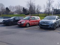 Rojo Usado 2007 Renault Scénic II Dynamique Monovolumen | 2000 € (Super precio)