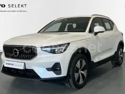 Blanco Usado 2023 Volvo XC40 Core SUV | 37.750 € (Precio justo)