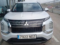 Blanco Usado 2025 Mitsubishi Outlander P-HEV Motion SUV | 42.500 € (Buen precio)