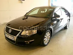 Negro Usado 2010 VW Passat Advance Berlina | 4490 € (Buen precio)
