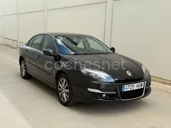 Negro Usado 2011 Renault Laguna III Dynamique Berlina | 4990 € (Buen precio)