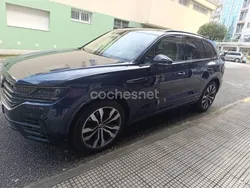 Azul Usado 2023 VW Touareg R-line SUV | 65.000 €