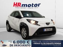 Blanco Usado 2024 Toyota Aygo X-play Utilitario | 15.610 € (Un poco caro)