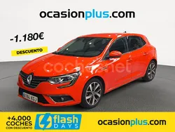 Rojo Usado 2017 Renault Mégane IV Zen Berlina | 12.990 € (Precio justo)