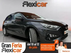 Gris / plata Usado 2022 Hyundai i30 Berlina | 16.290 € (Precio justo)