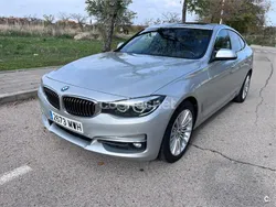 Gris / plata Usado 2019 BMW 318 Gran Turismo Luxury Line Berlina | 20.600 € (Precio justo)