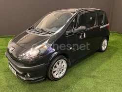 Negro Usado 2007 Peugeot 1007 Sport Utilitario | 3500 €