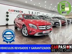 Rojo Usado 2015 Mercedes GLA200 Edition 1 SUV | 19.300 € (Precio justo)