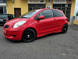 Rojo Usado 2008 Toyota Yaris Luna Utilitario | 7999 € (Caro)