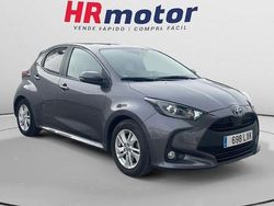 Usado 2022 Toyota Yaris Hybrid Style | 16.100 € (Super precio)