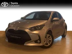 Gris Usado 2024 Toyota Yaris Edition Utilitario | 17.990 € (Precio justo)