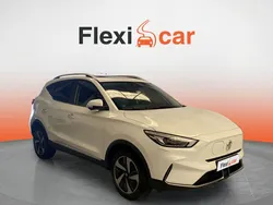 Blanco Usado 2023 MG ZS Luxury Berlina | 21.990 € (Precio justo)