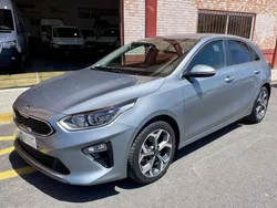 Gris Usado 2019 Kia Ceed Utilitario | 15.999 € (Precio justo)