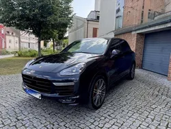 Negro Usado 2016 Porsche Cayenne GTS SUV | 44.999 € (Precio justo)