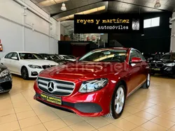 Granate Usado 2018 Mercedes E200 Berlina | 32.900 € (Precio justo)
