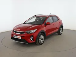 Rojo Usado 2022 Kia Stonic SUV | 15.399 € (Precio justo)