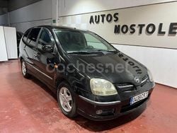 Negro Usado 2004 Nissan Almera Tino Acenta Monovolumen | 1995 €