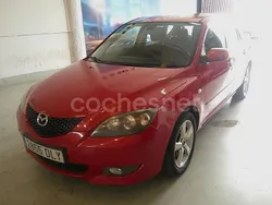 Rojo Usado 2005 Mazda 3 Active Berlina | 2160 € (Super precio)