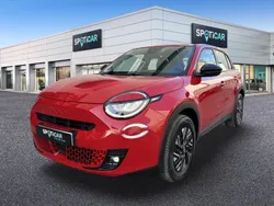 Rojo Usado 2023 Fiat 600E Red SUV | 23.400 € (Super precio)