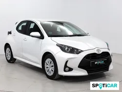 Blanco Usado 2022 Toyota Yaris Business Edition Berlina | 14.990 € (Precio justo)