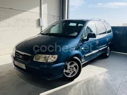 Azul Usado 2004 Hyundai Trajet GLS Monovolumen | 2990 €