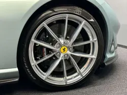 Verde Nuevo 2024 Ferrari 812 Descapotable | 550.000 €