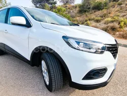 Blanco Usado 2021 Renault Kadjar Zen SUV | 14.895 € (Precio justo)