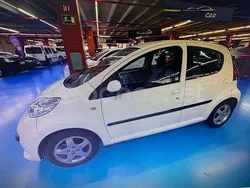Blanco Usado 2009 Peugeot 107 Utilitario | 5890 €